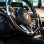 Auto Kleiderbügel: Die besten Lösungen für knitterfreie Kleidung im Fahrzeug