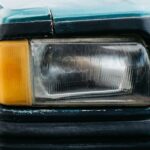 Scheinwerfer aufbereiten: So werden gelbe und matte Scheinwerfer wieder klar